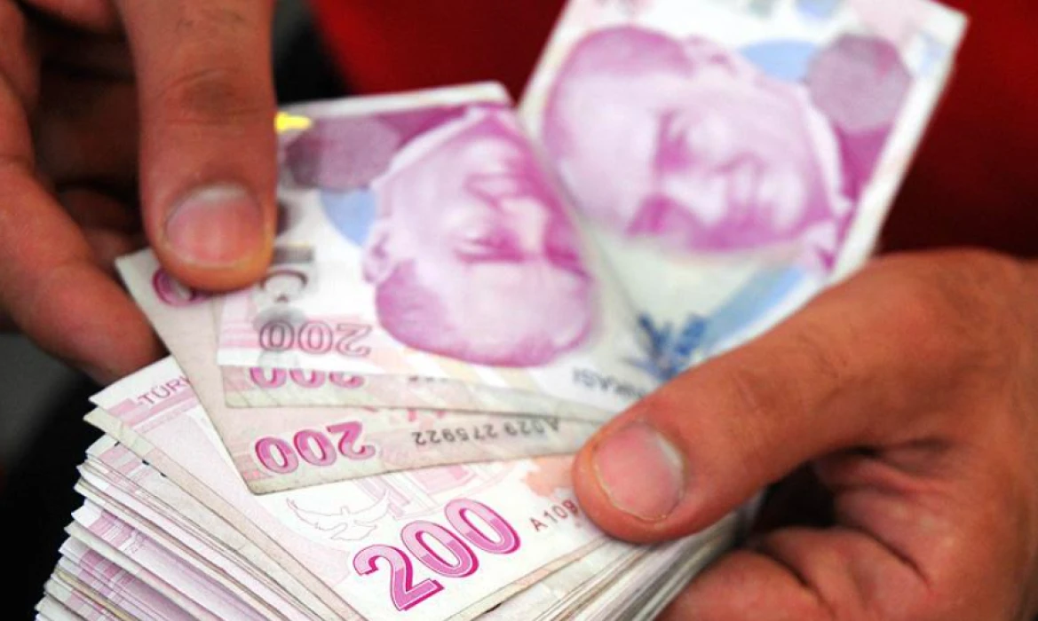 Emekli promosyon kampanyaları yenilendi! Emekliye 27 bin TL ek gelir: İşte en yüksek promosyon veren bankalar