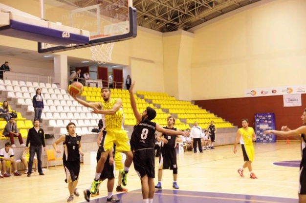 Hem eğitim hem sosyalleşme