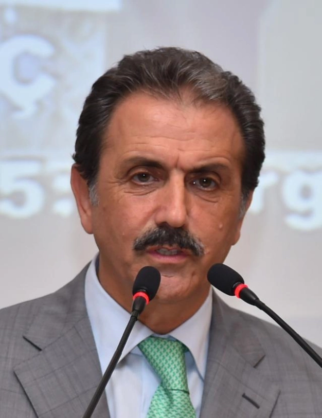 Çare erken değil     ‘en erken seçim’