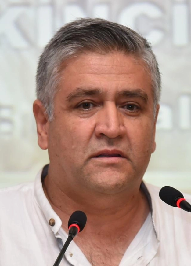 Çare erken değil     ‘en erken seçim’