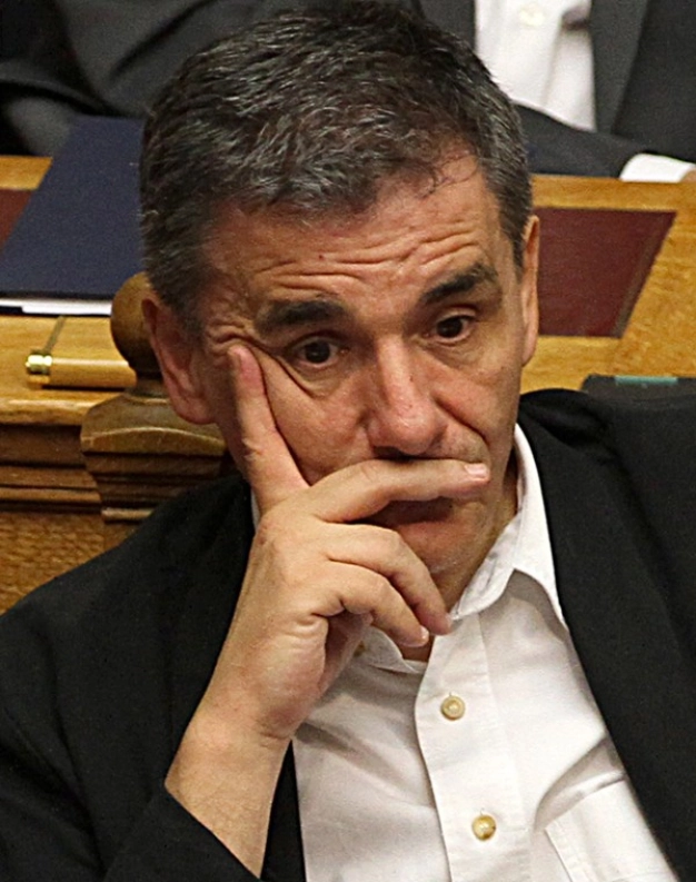 Cari açık azalıyor