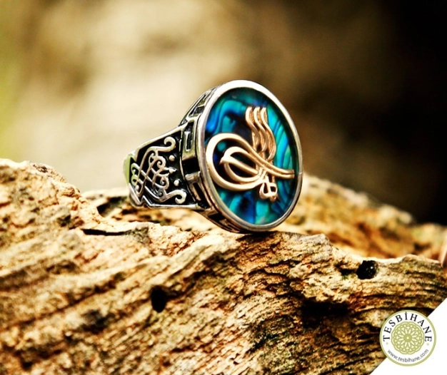 Tespihleriyle facebook’a ya sabır çektirdiler