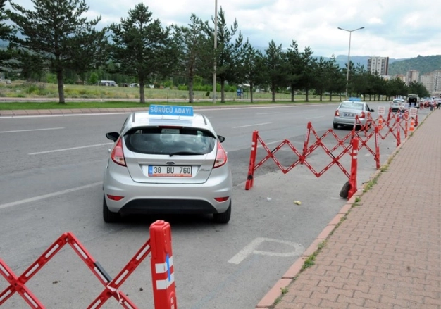 Ekonomide 2016 düzeni