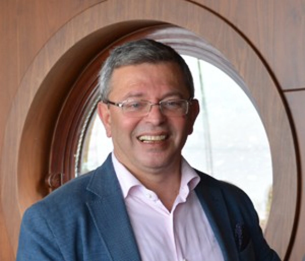 Gönüllü eğitimle hayata yeniden başlıyorlar