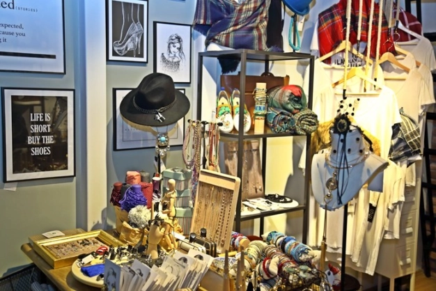 Her tasarımı bir hikaye