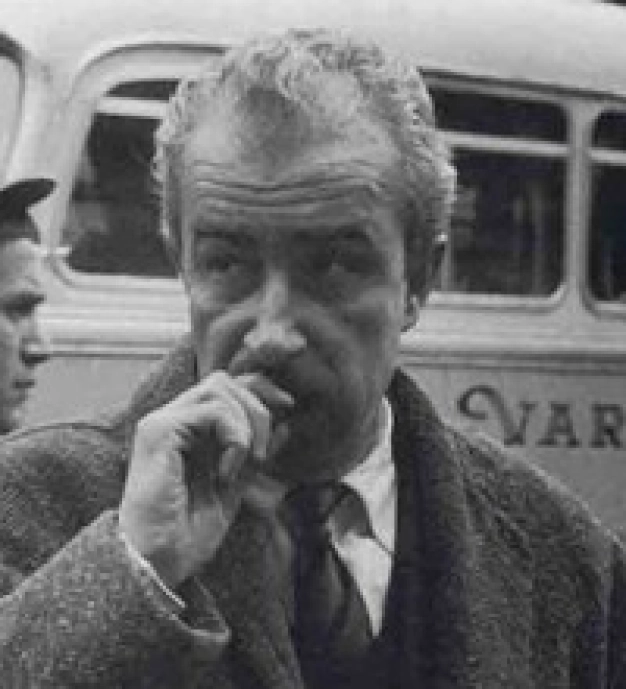 Hem kalemin hem de işlerinin erbabıydılar