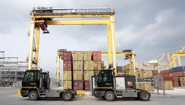 Gümrük 12 kurumla e-belgeye geçiyor