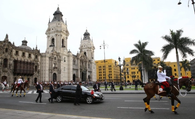 Ticarete Latin açılımı