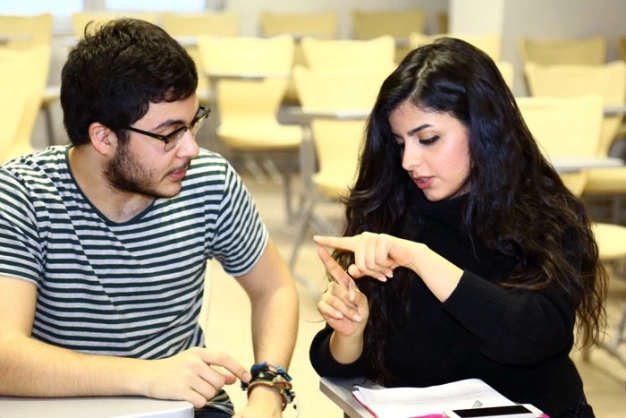 İşaret dili ‘ders’ oldu