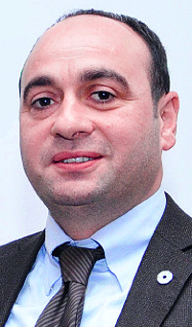 Ateşle kumaşın dansı