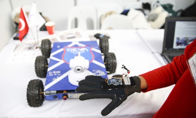 Türk öğrencilerin robotu ABD’de yarışacak