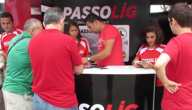 Kartlı taraftar sayısı coştu