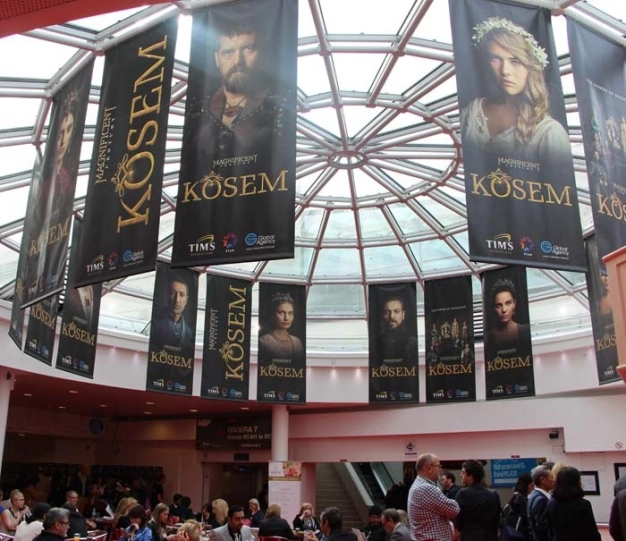 Dizi filmde hedef dünya liderliği