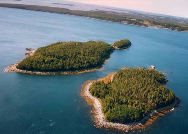 Egzotik adalar ev fiyatına satılıyor