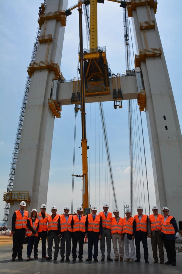 Osman Gazi Köprüsü hizmet için gün sayıyor
