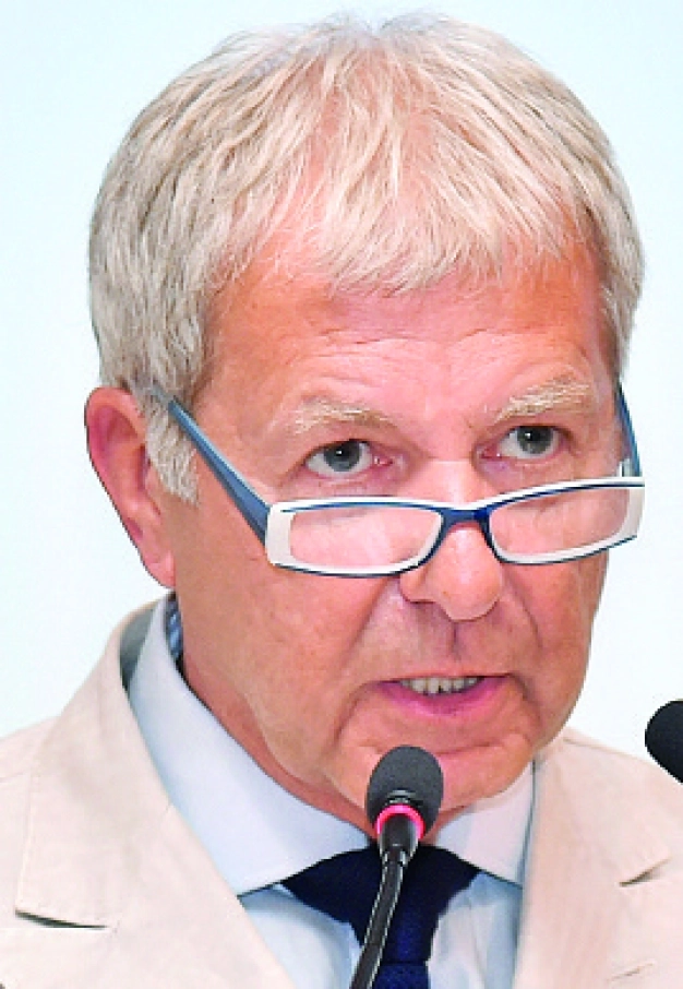 Yeni bir başarı hikayesi yazmalıyız