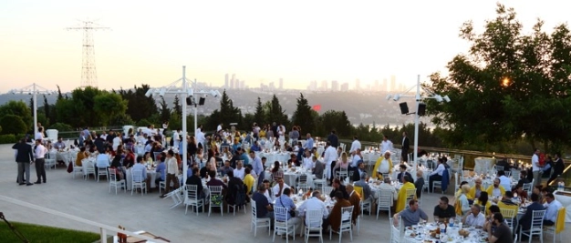 ‘Ticaret’ ailesi iftarda buluştu