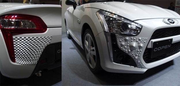 3D panellerle kişiselleştirilmiş araba 