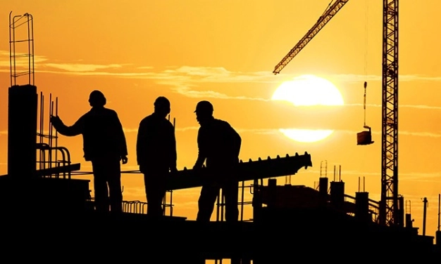 Türk inşaat şirketlerine kısıtlama kalkıyor