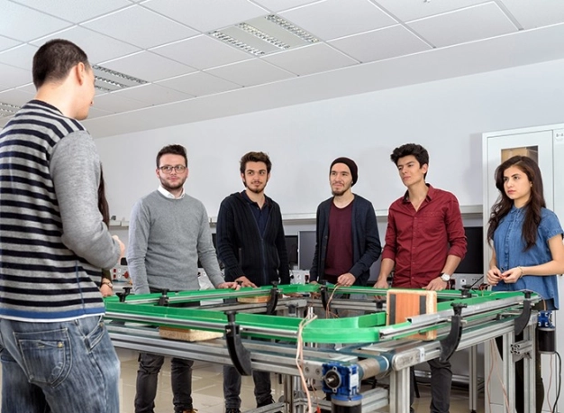 Adaylara 360 derecelik tanıtım