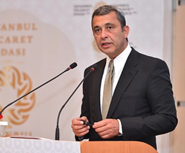 Yelkenler doluyor sıra faizde