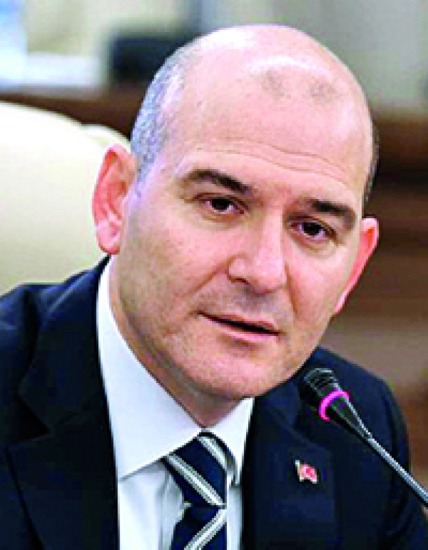 Demokrasi için ayaktayız