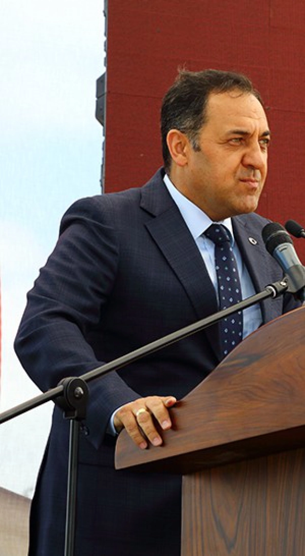 Mezuniyette 15.yıl gururu