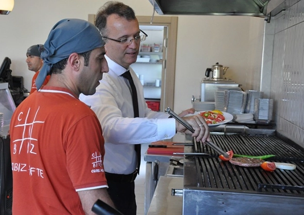 Aile geleneğini sabırla yoğurup markalaştırdı