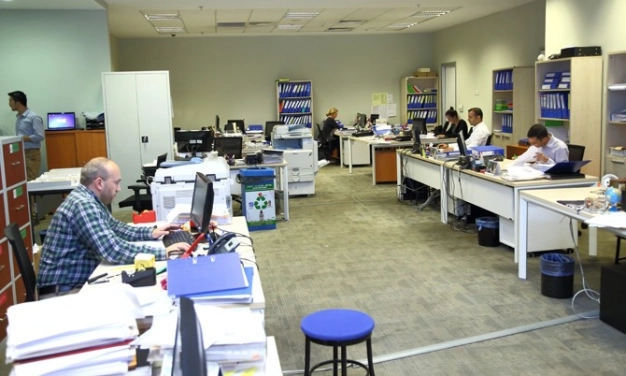 Kayıttan mezuniyete öğrencinin yanında