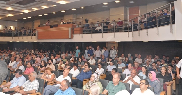 100 milyarlık barış izdiham oluşturdu