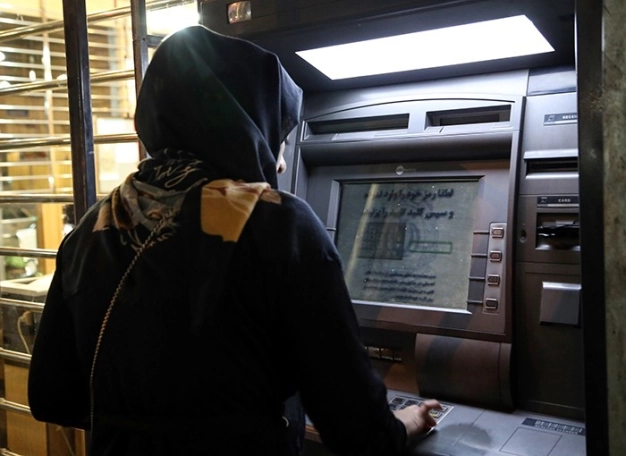 İran’da kredi kartlı dönem