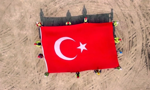 Yeni Havalimanı’nda Cumhuriyet Bayramı'na özel koreografi