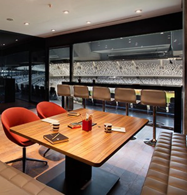 Şirketler rekabeti locada sever