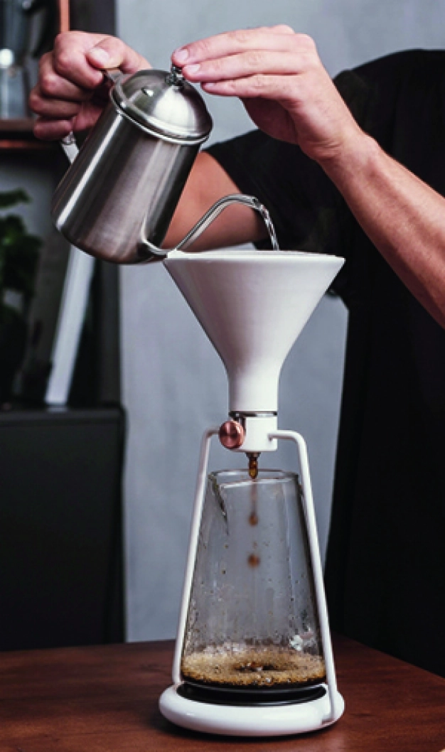 Cep telefonuyla ​kahve keyfi​