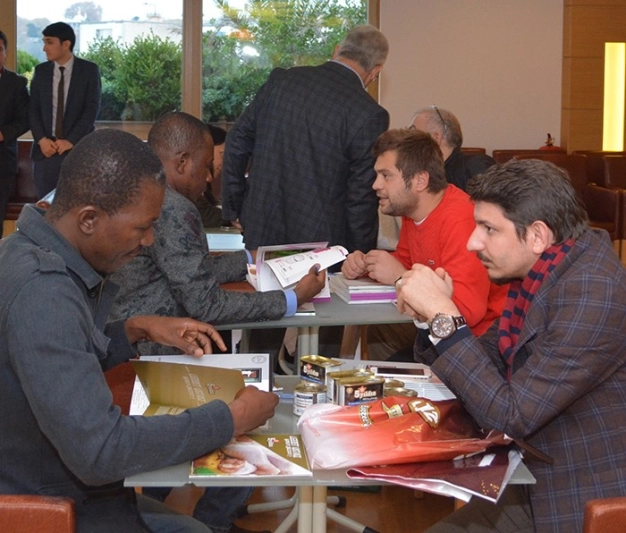 Gana’dan ‘kral’ işbirliği teklifi