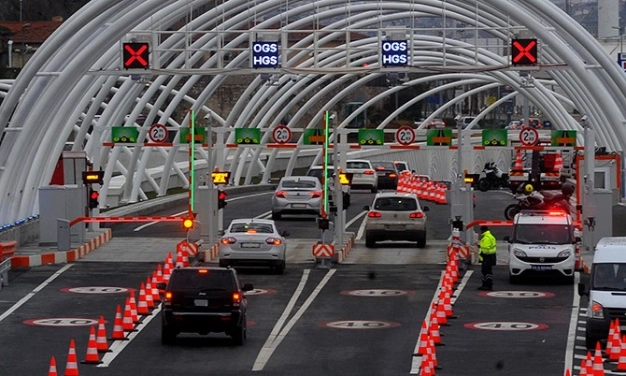 İstihdamı hizmet sektörü sırtladı
