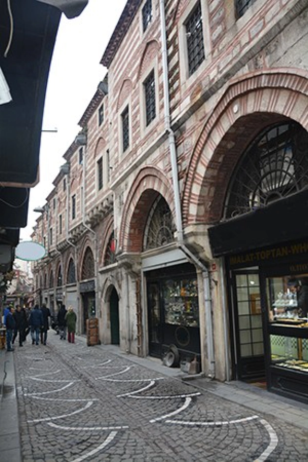 Kapalıçarşı’daki SAKLI HAZİNE