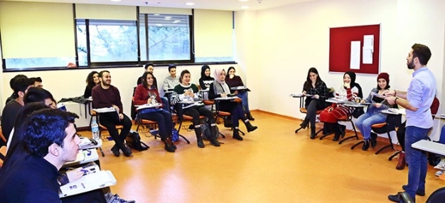 Bir okuldan daha fazlası