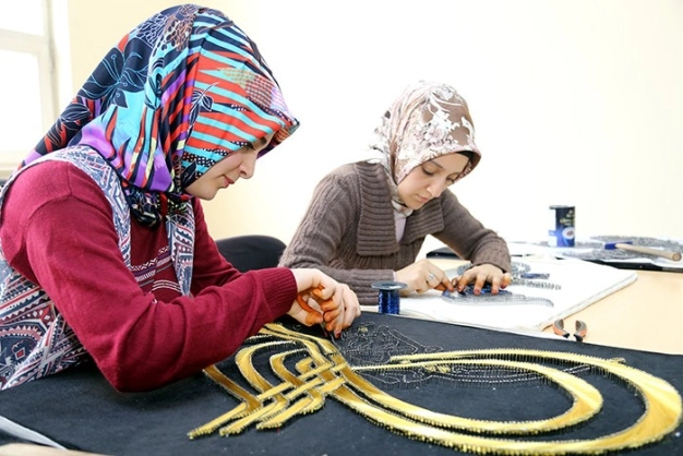 ‘Filografi’ ekmek kapısı oldu