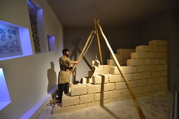 İnsanlığın ilk çağlardan bugüne uzanan serüveni