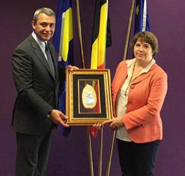 The victory of democracy was relayed to Europe