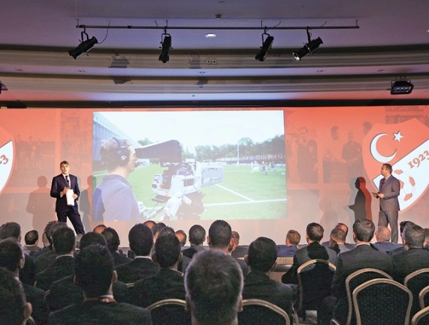 Türk gençlerinin sayısı artmalı