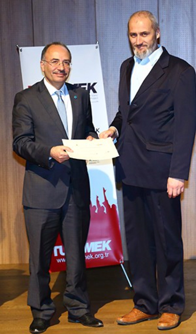 Bu defa konuklar KOMŞUDAN