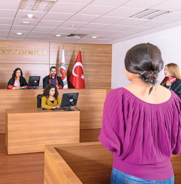 Küresel hukukçular yetişiyor