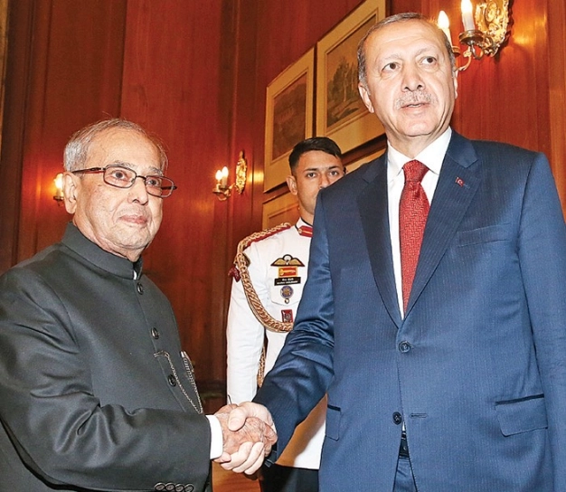 3 kıtada diplomasi atağı