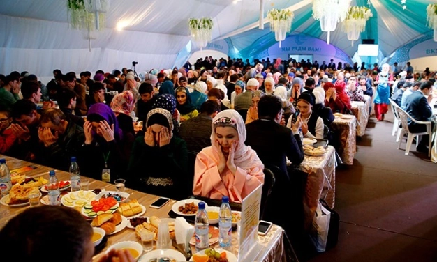 Dünyanın dört bir yanında gönüller birleşti