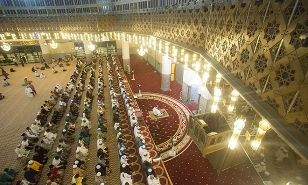 Dünyanın dört bir yanında gönüller birleşti