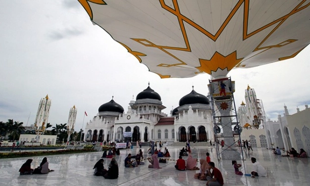 Dünyanın dört bir yanında gönüller birleşti