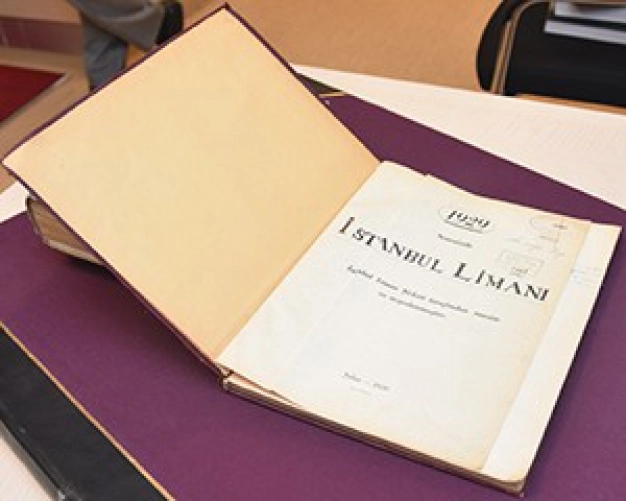 Nadir eserlerin Latince kitapları