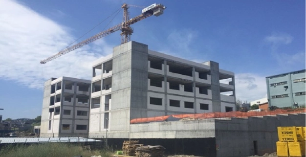 Sanayici afişle işçi arıyor